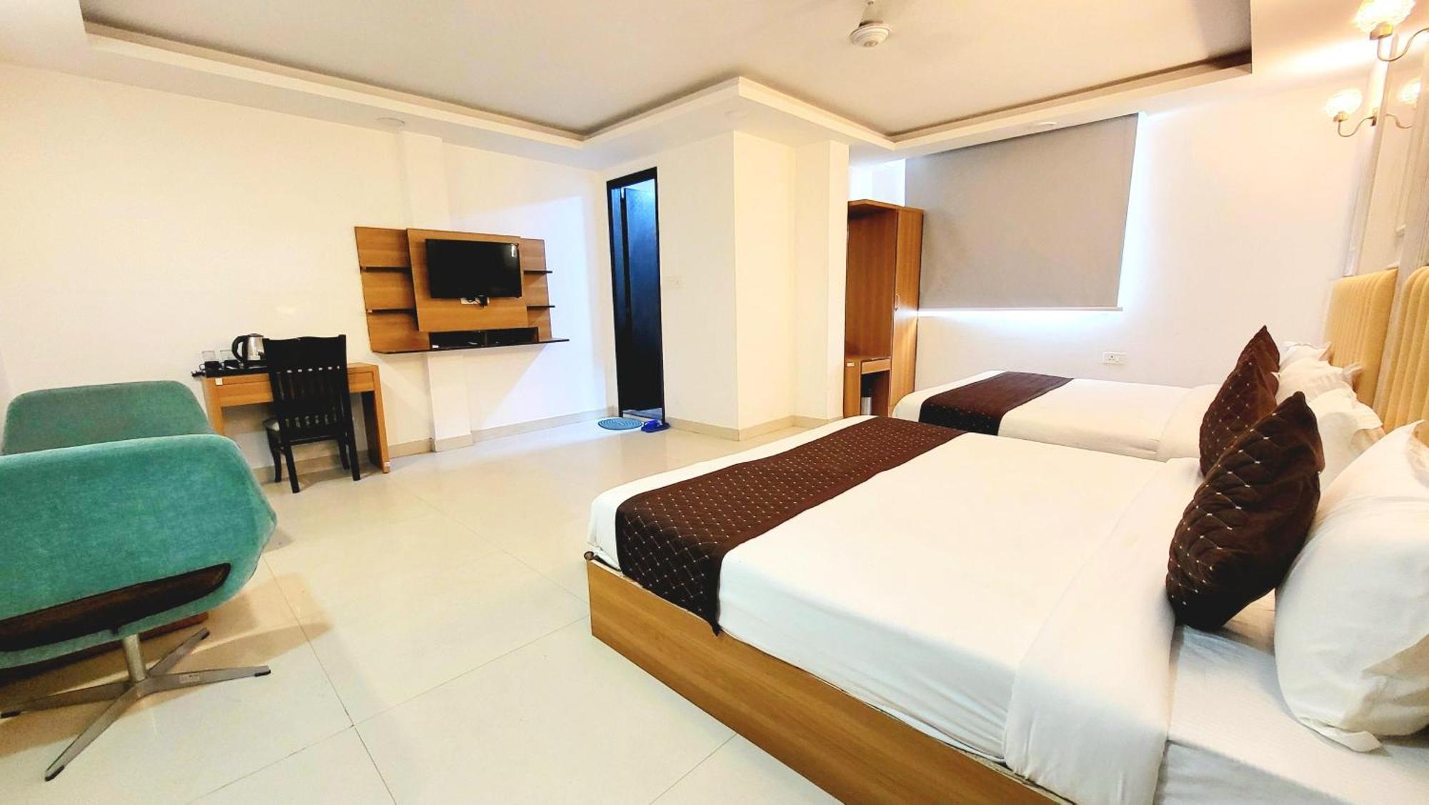 ניו דלהי The Glory Suites Near Igi Airport מראה חיצוני תמונה